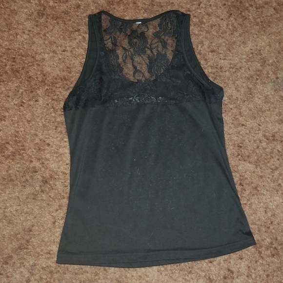 Floral Skull top - Picture 2 of 2